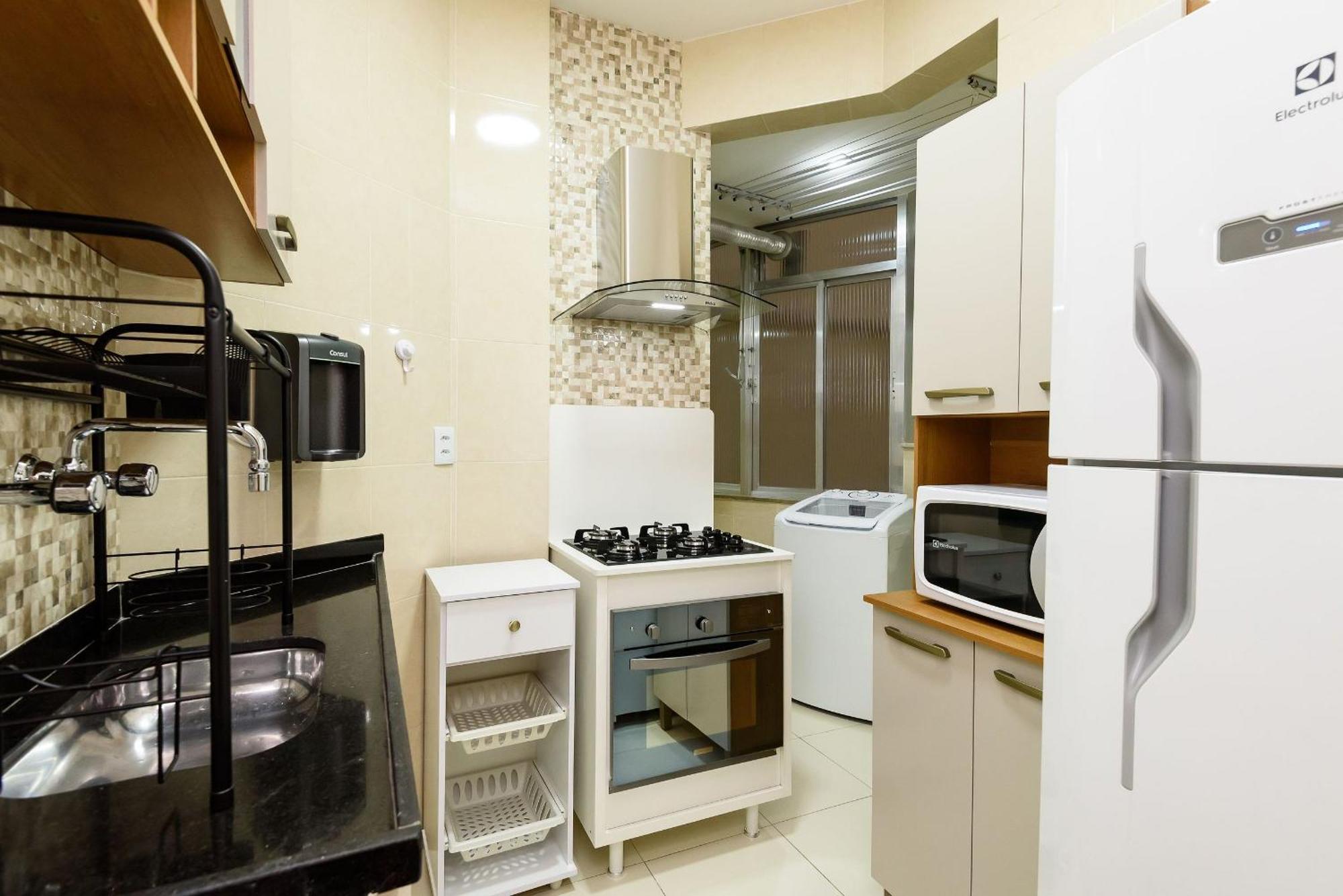 Apartemen 2qtos A 100m Da De Copacabana | Df 97/702 *