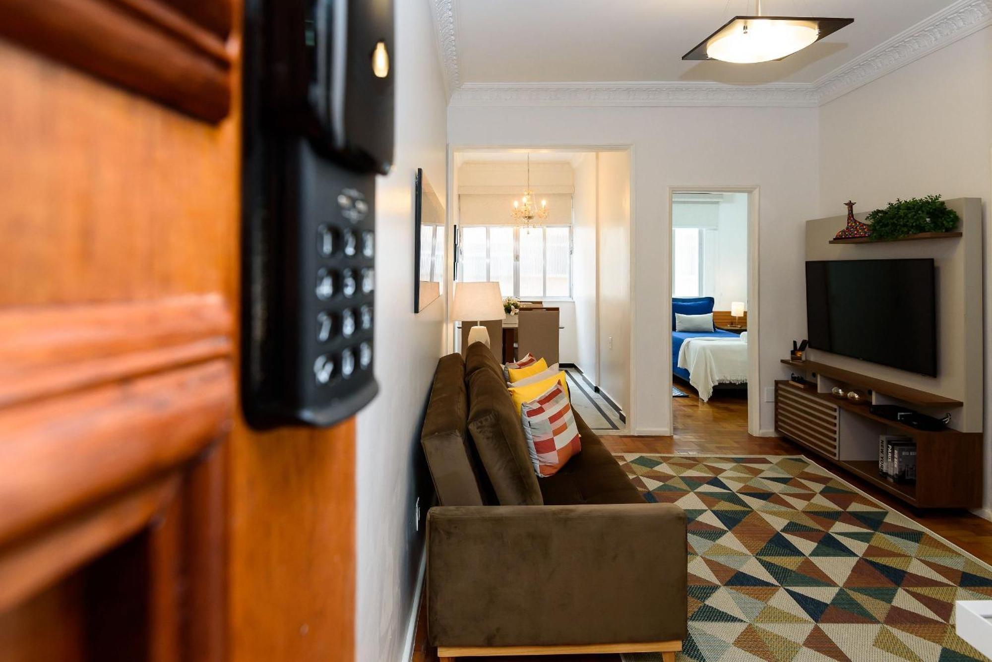 2qtos A 100m Da De Copacabana | Df 97/702 Apartemen