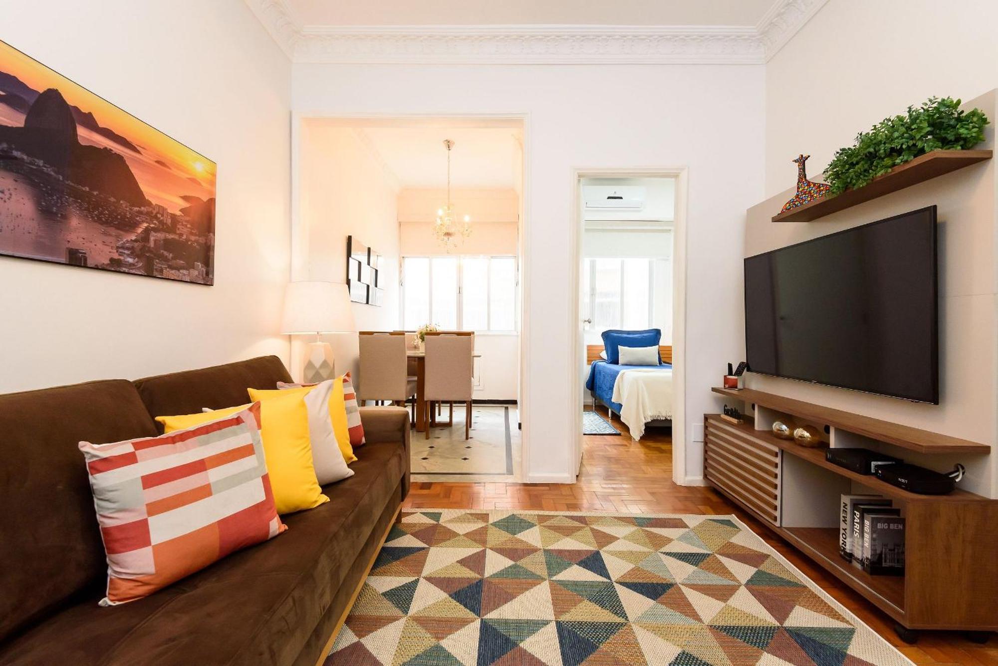 Apartment 2qtos A 100m Da De Copacabana | Df 97/702